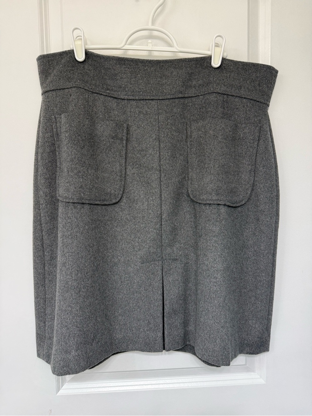 Ann Taylor Classic Grey Wool Blend Skirt, Size 14